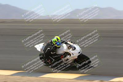 media/Apr-10-2022-SoCal Trackdays (Sun) [[f104b12566]]/Bowl (11am)/